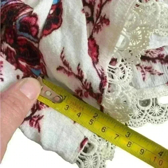 Astr Floral Print Romper - Cream and Red - Picture 7 of 16